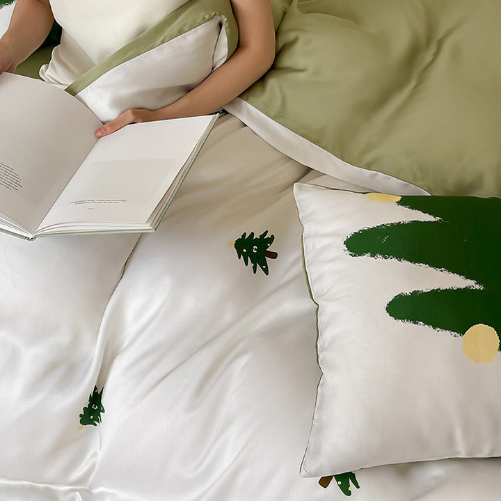 Reversible cotton satin bedding set with minimalist panda faces