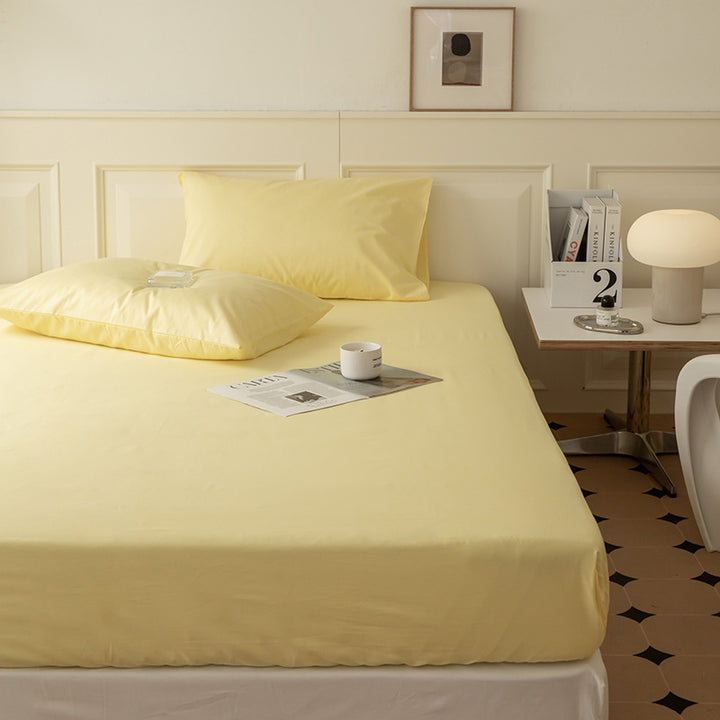 Extra-deep Jersey fitted sheet with premium cotton blend and all-around elastic