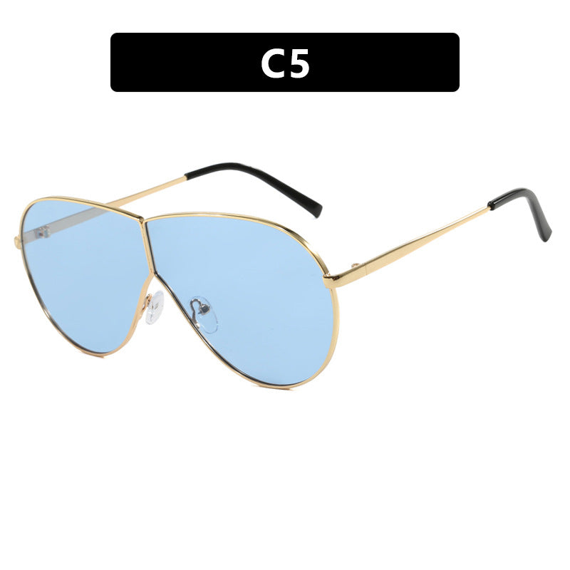 Women's pilot sunglasses with elegant golden frame and blue lenses Stornfield