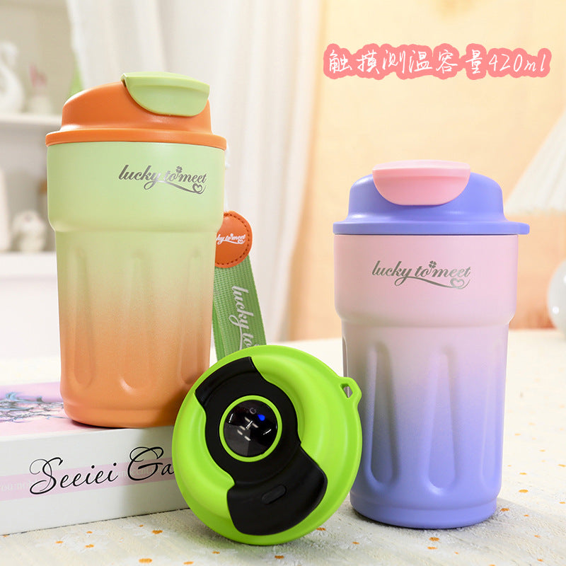 Insulated drinking cups with non-slip grip and double-walled construction Stornfield