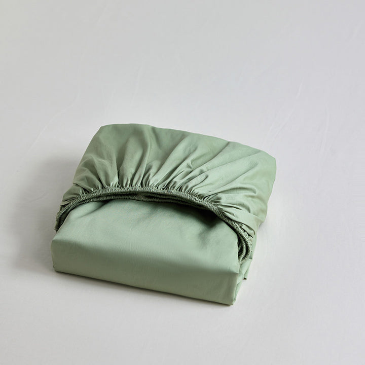 Deep-Pocket Fitted Bed Sheet with All-Around Elastic Cotton-Sateen Fit