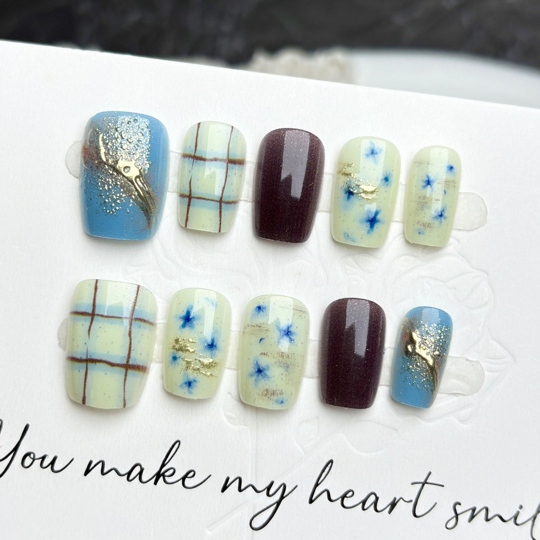 Elegant Artistic Nail Art Set