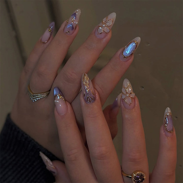Artful nail set with floral accents Stornfield
