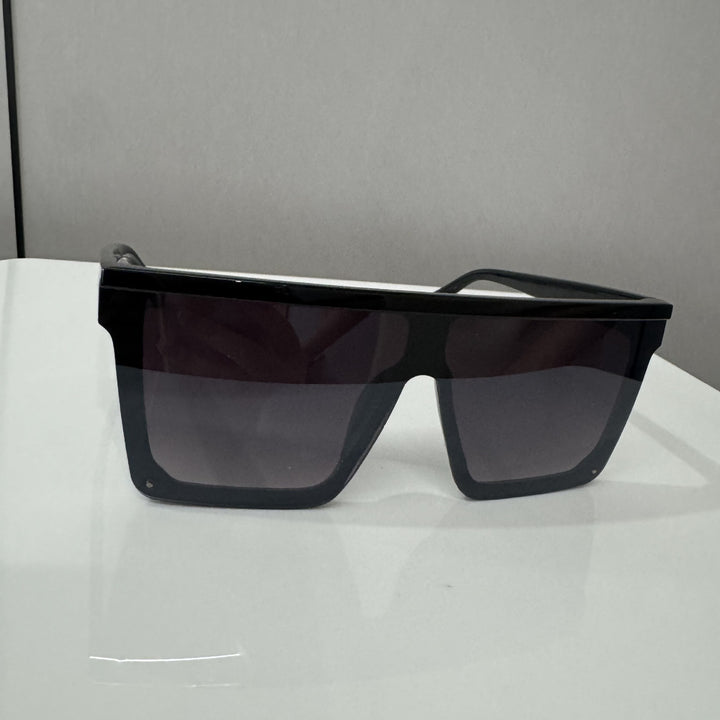 High-Performance Oversized Shield Sunglasses Stornfield