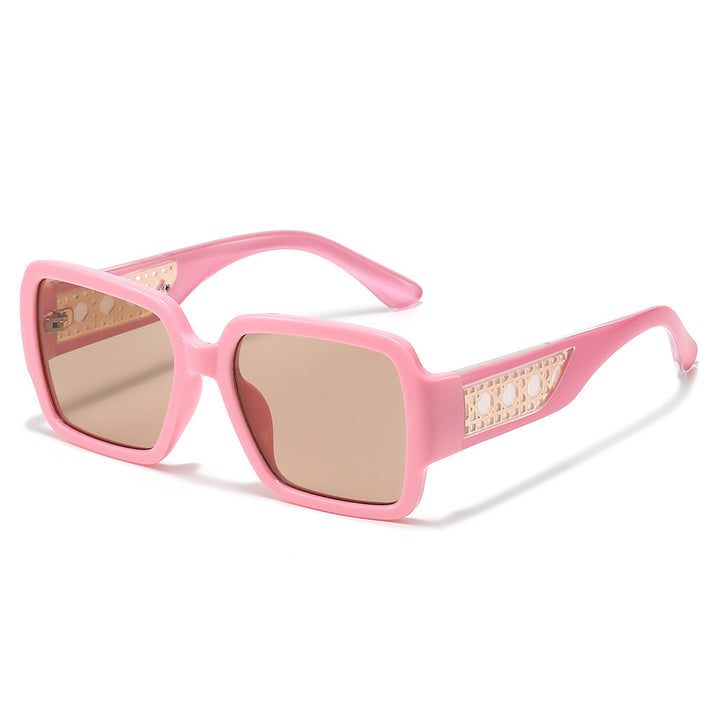 Wide-Brim Retro-Inspired Sunglasses Stornfield