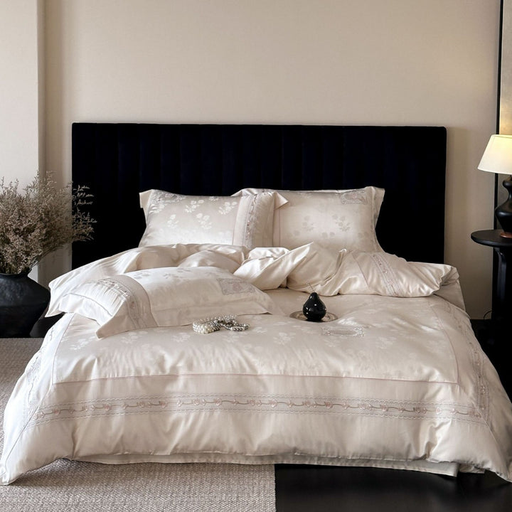 Luxury Satin Jacquard Duvet Cover and Pillowcase Set with Embroidered Border