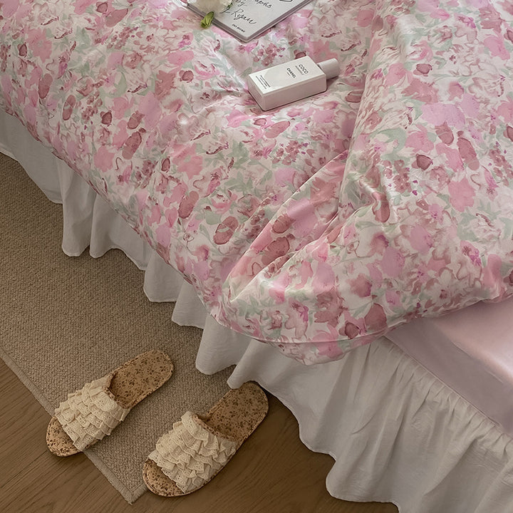 Duvet cover set made of fine cotton satin with watercolor floral print and breathable percale effect