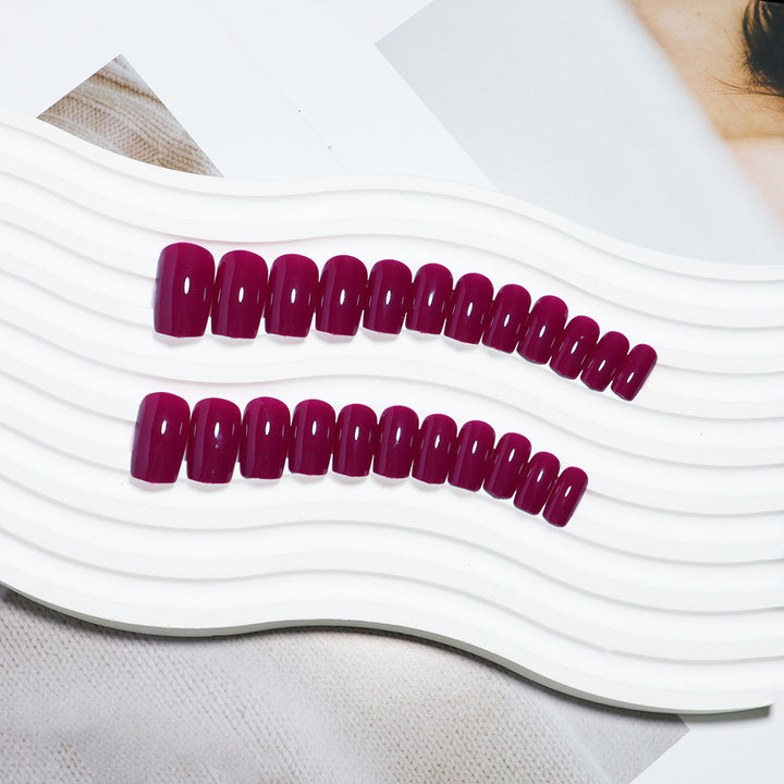 Premium Long-Lasting Press-On Nails Stornfield