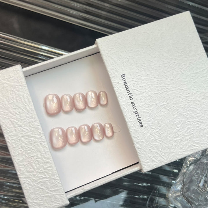 Elegant Glossy Press-On Nail Set
