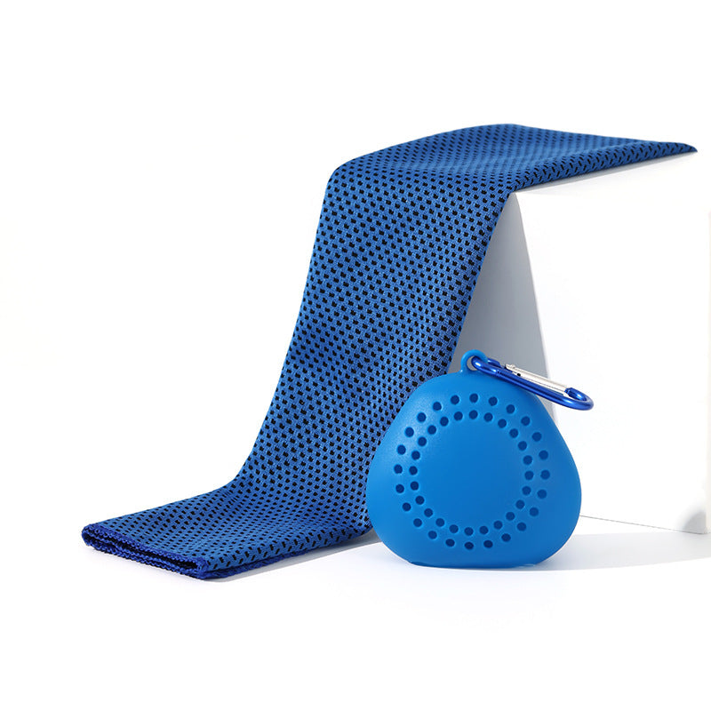 Unisex cooling towel in storage case Stornfield