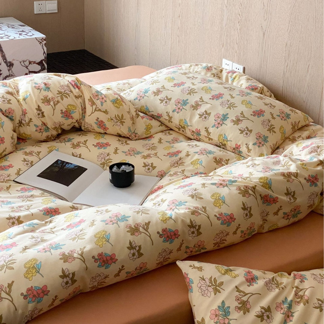 Decorative Floral Print Comforter Set Stornfield