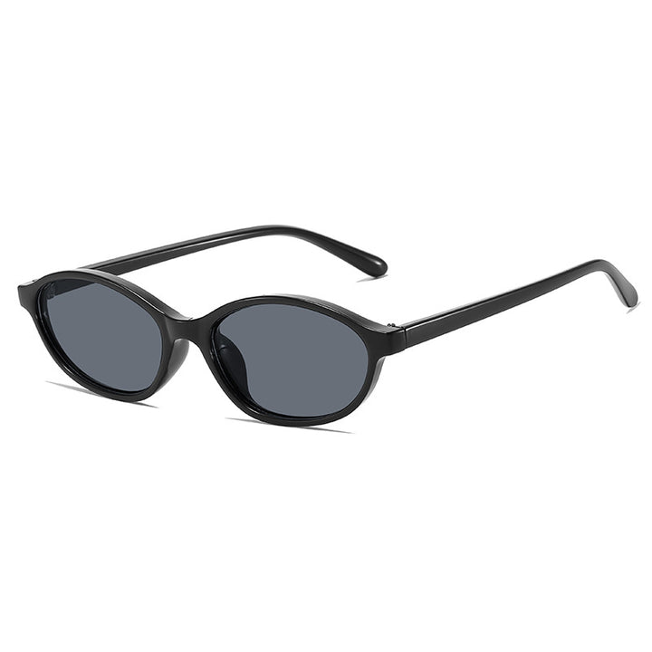 Elegant Vintage-Inspired Oval Sunglasses Stornfield