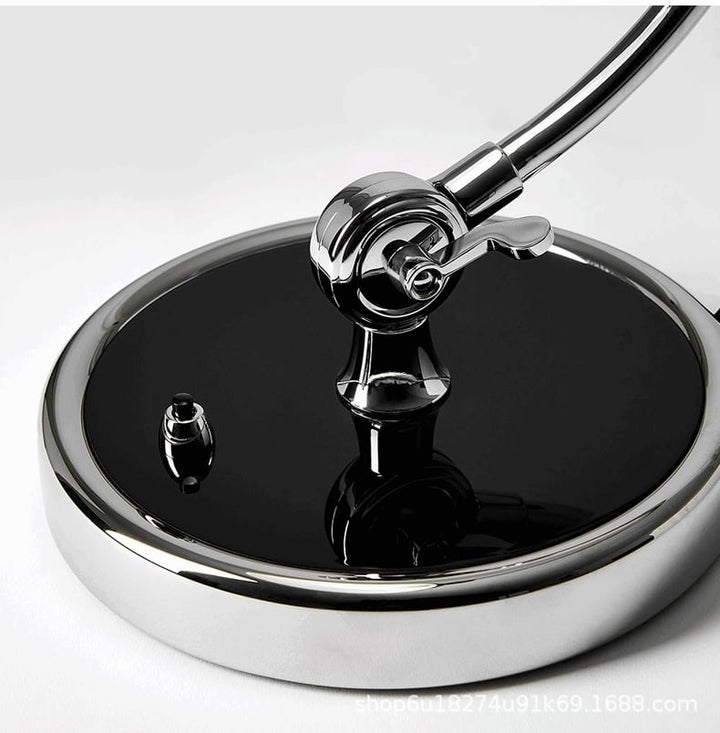 Stornfield | Réplique de lampe de table classique Bauhaus KI