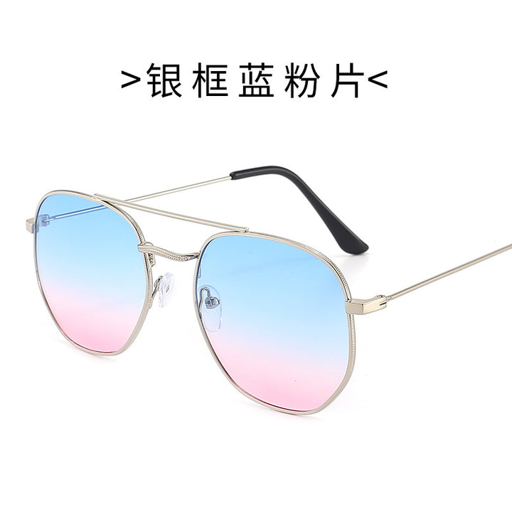 Ladies sunglasses with oval frame and protective gradient lens Stornfield