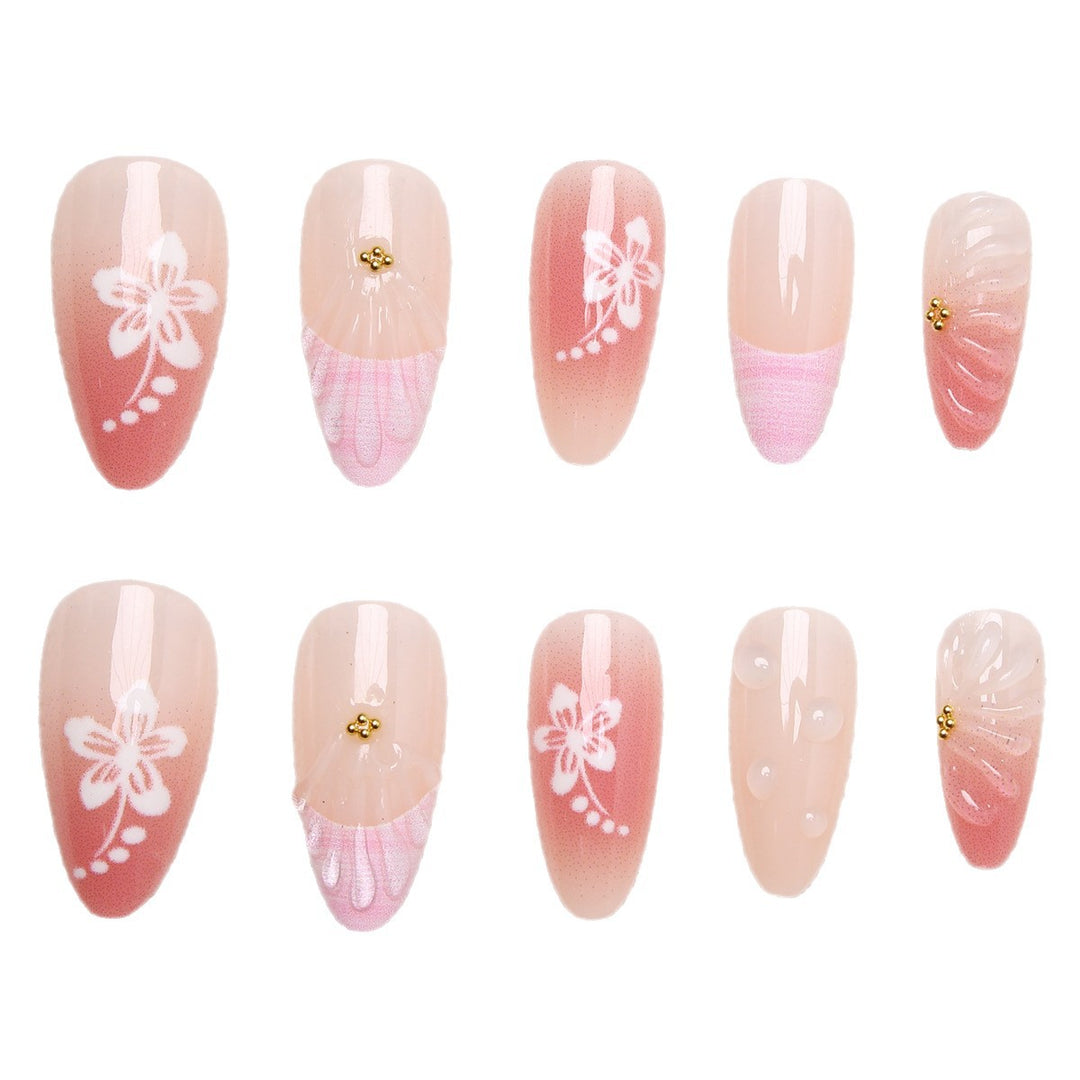 Artificial Nail Set with Floral Designs and 3D Decorations Stornfield