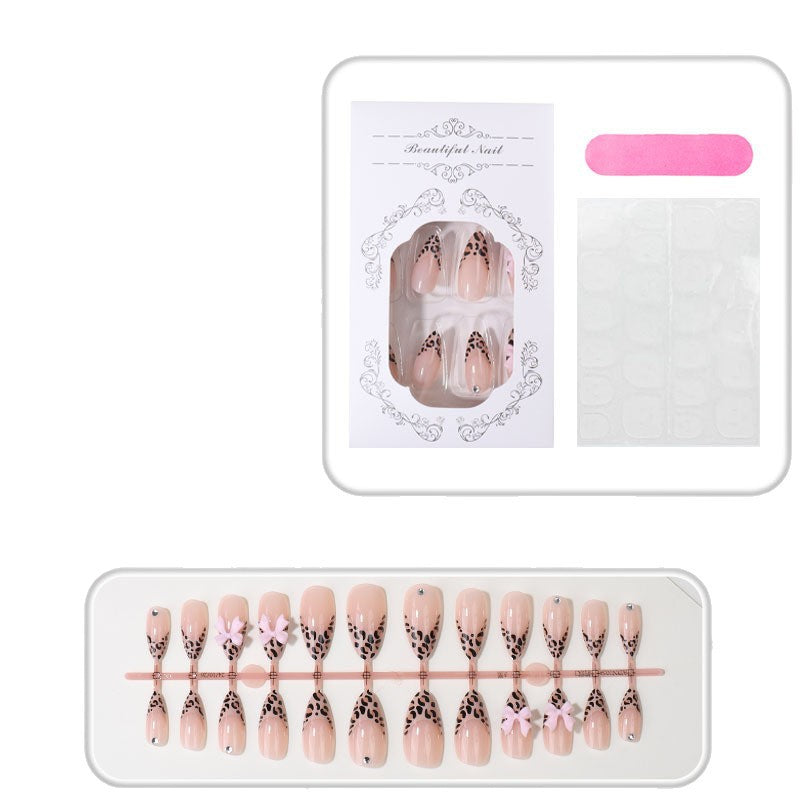 Stylish Animal Print Press-On Nail Tips Stornfield