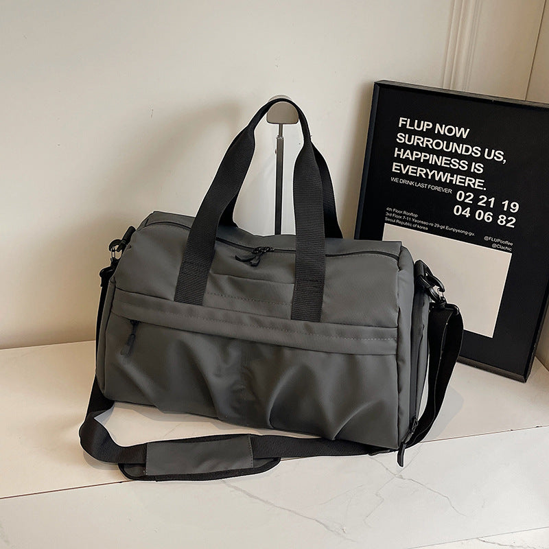 Sporty tote bag with detachable shoulder strap Stornfield