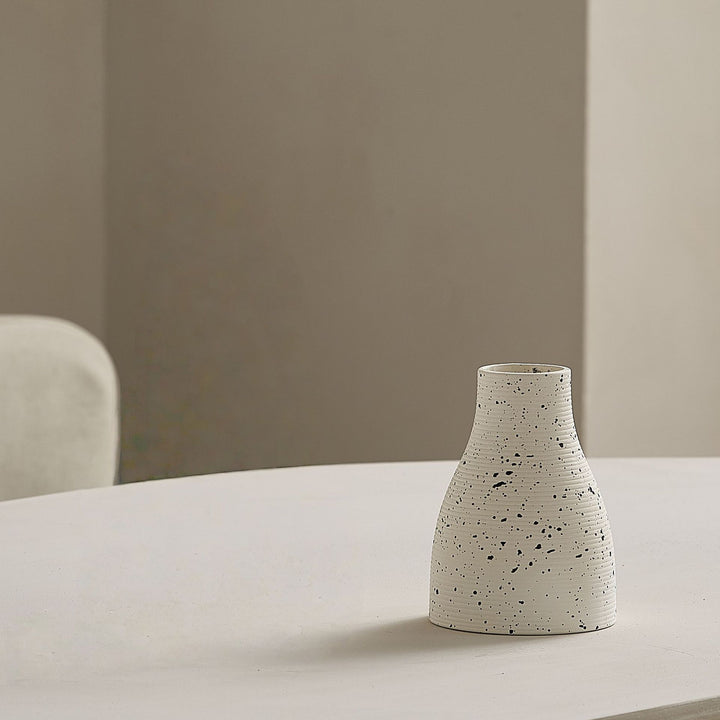 Elegant and Artistic Ceramic Vase Stornfield