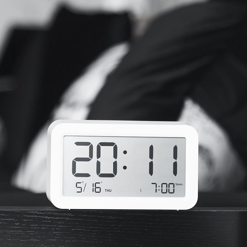 Digital Multi-Function Watch with Temperature and Date Display Stornfield