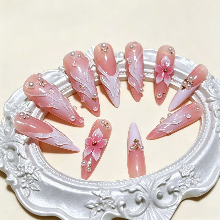 Floral Design Press-On Nail Tips Stornfield
