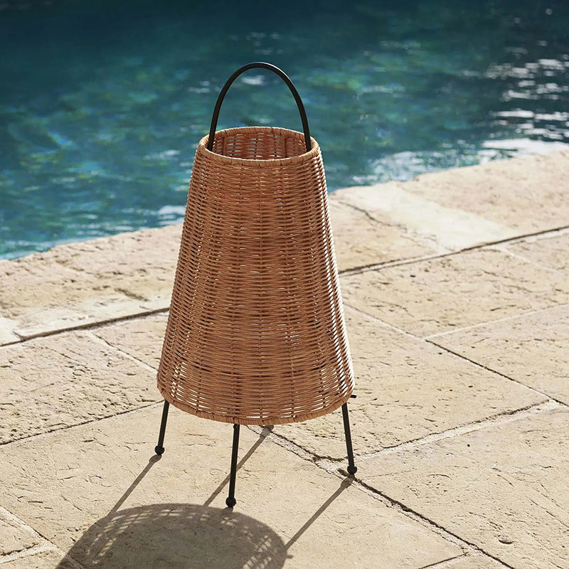 Elegant table lamp made of woven material Stornfield