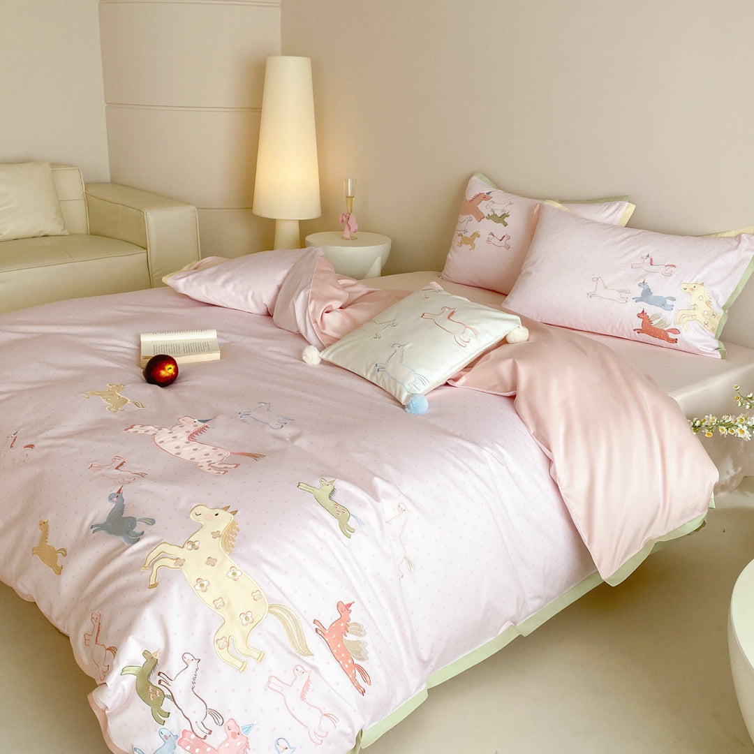 Luxurious cotton satin bedding set with unicorn embroidery