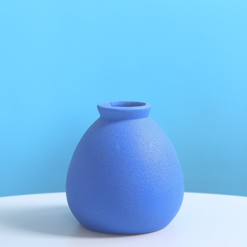 Modern Textured Decorative Ceramic Vase Stornfeild