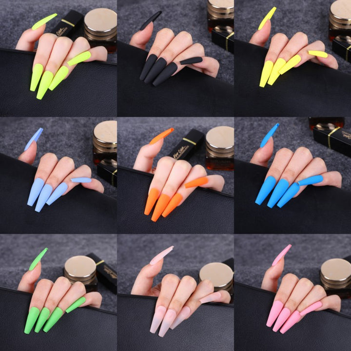 Elegant Fake Nails Stornfield