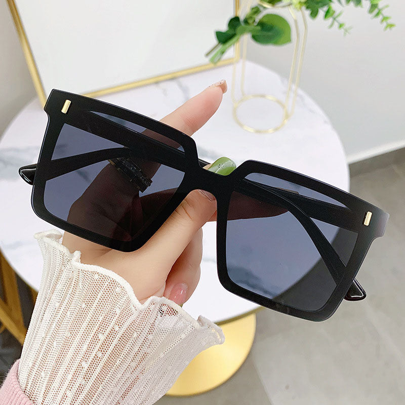 Women's fashionable square sunglasses with stylish frame Stornfield