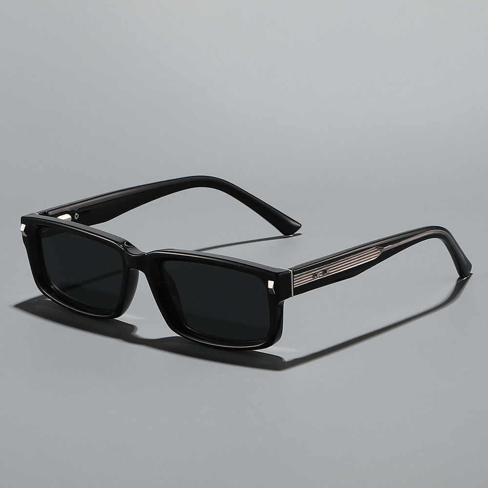 Ladies sunglasses in modern design Stornfield