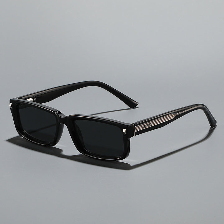 Ladies sunglasses in modern design Stornfield