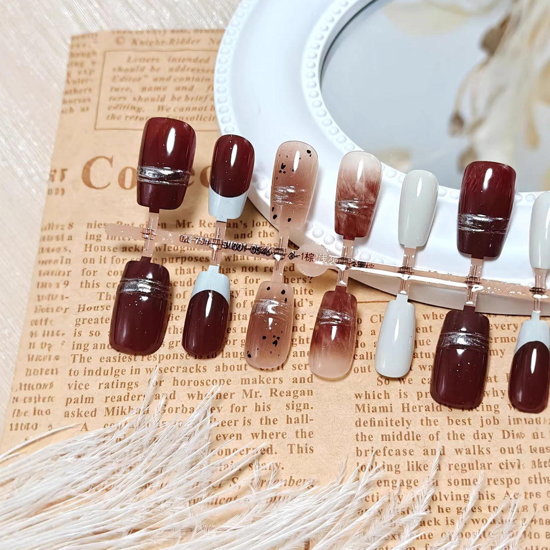 Glamorous artificial nails with elegant accents Stornfield