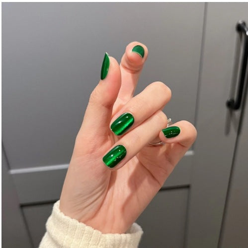 Press-On Nail Tips Stornfield