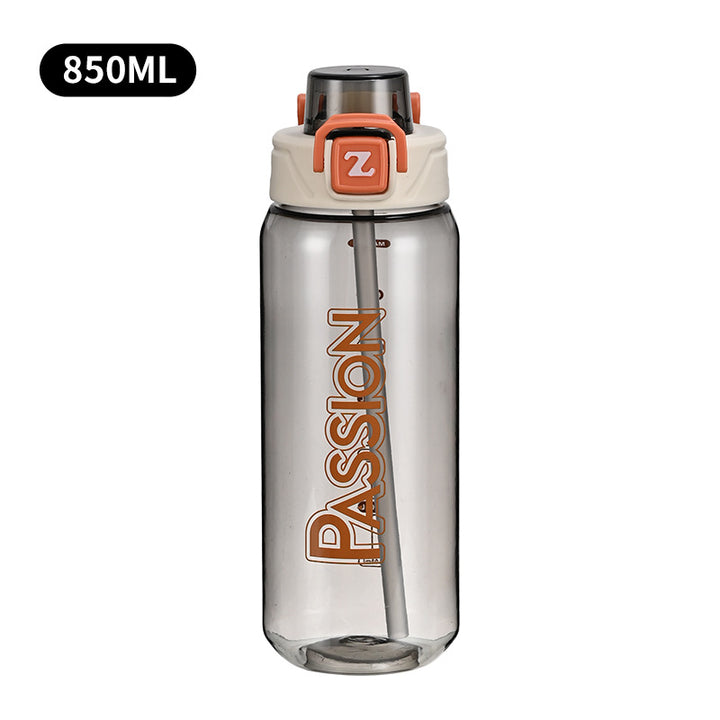 Ladies drinking bottle with integrated measuring system and flip-top closure Stornfield