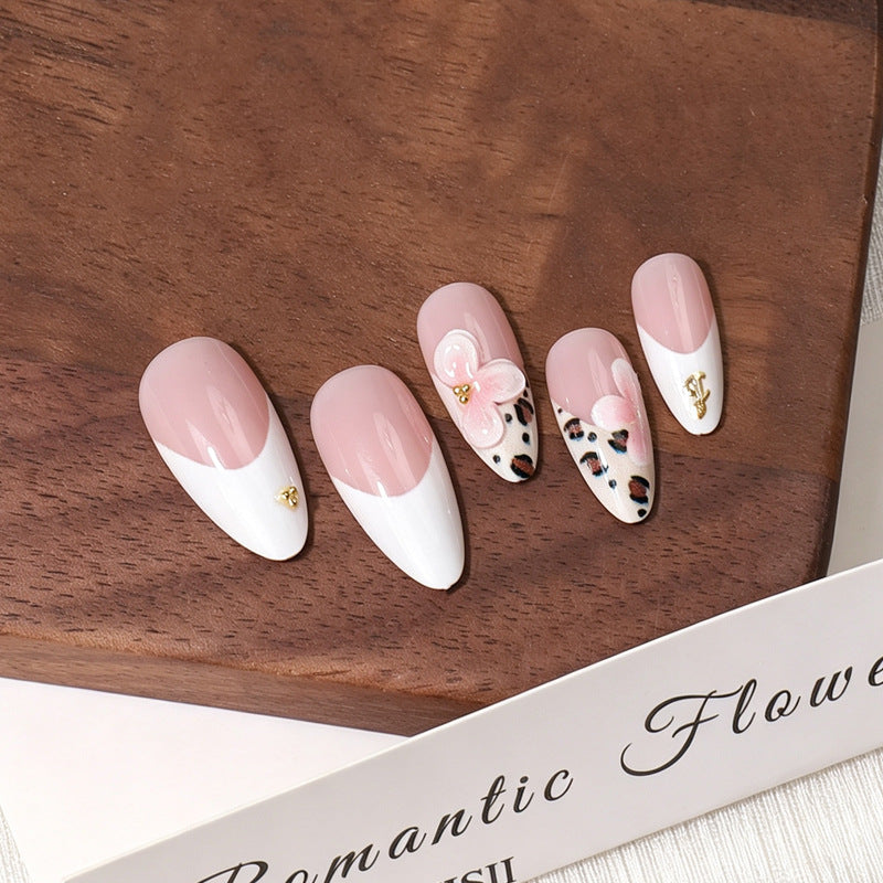Elegant Floral Acrylic Press-On Nail Set Stornfield