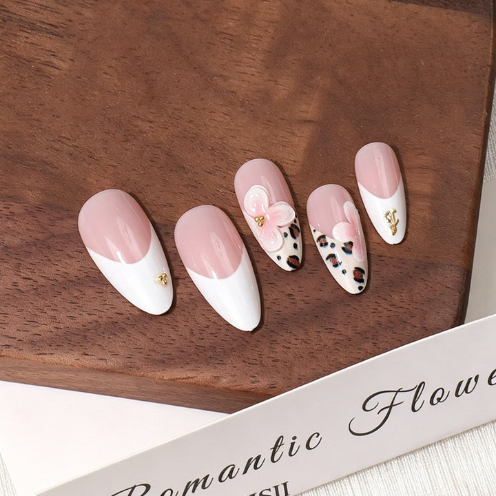 Elegant Floral Acrylic Press-On Nail Set Stornfield