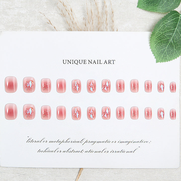 Nail set with sparkling 3D applications and romantic elements Stornfield
