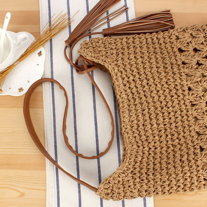 Shoulder bag made of hand-knotted natural material with fringed shoulder strap Stornfield