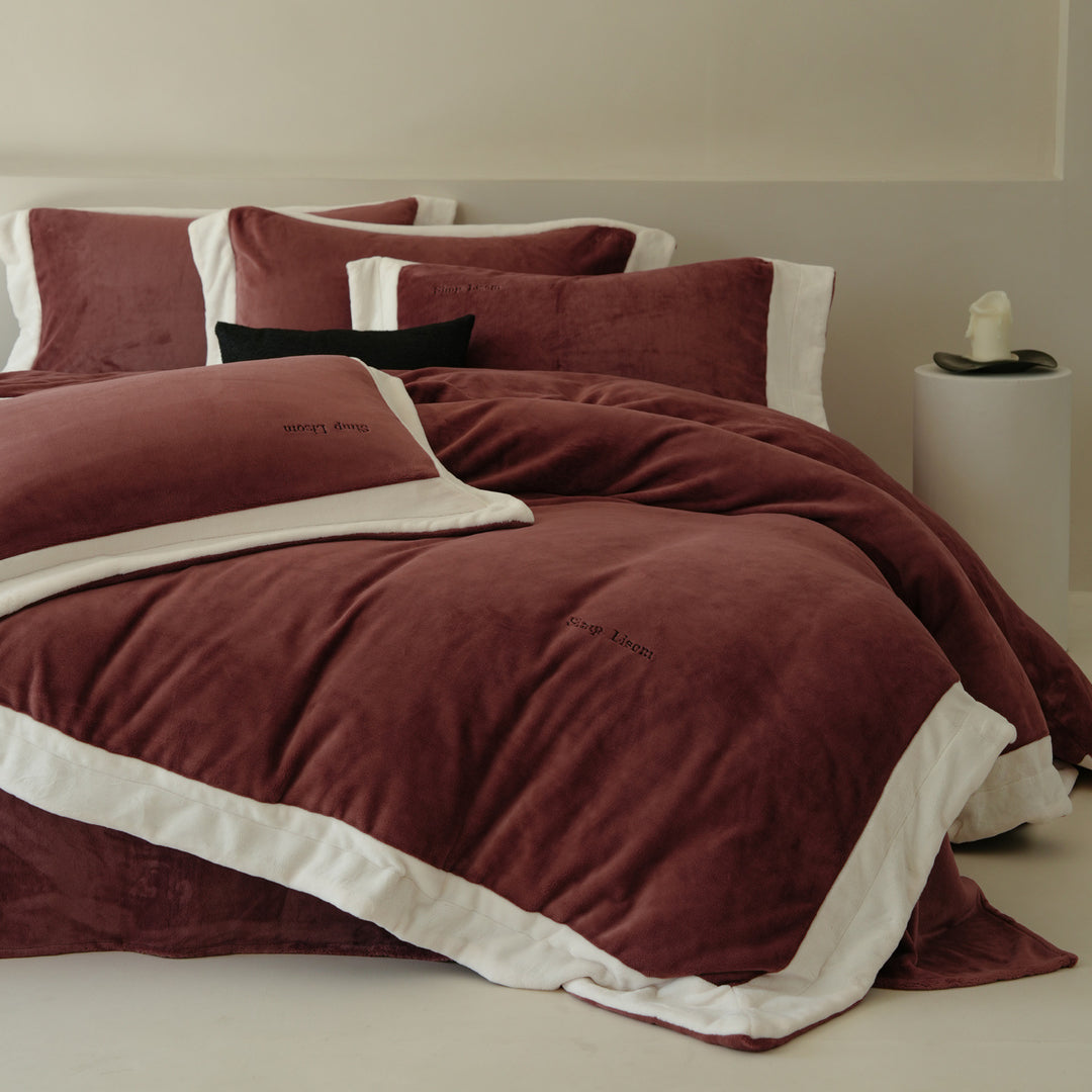 Luxurious Plush Bedding Set