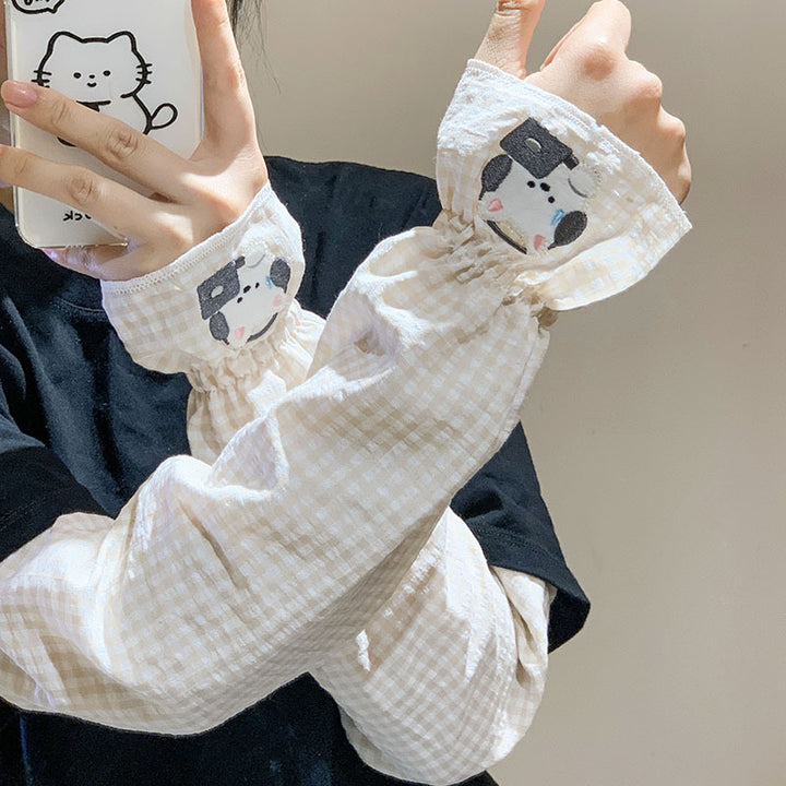 Wrist warmers with cute animal design Stornfield