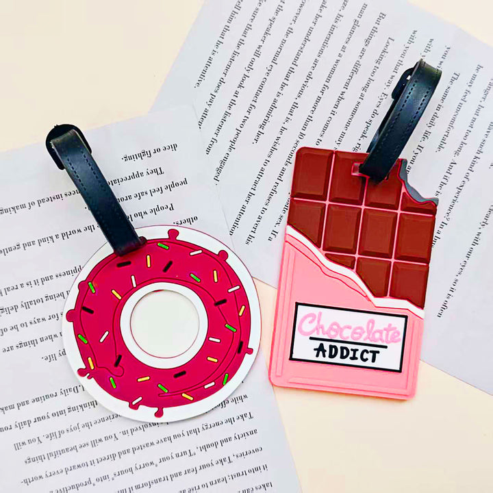 Unisex Luggage Tag in Chocolate Format Bowlift