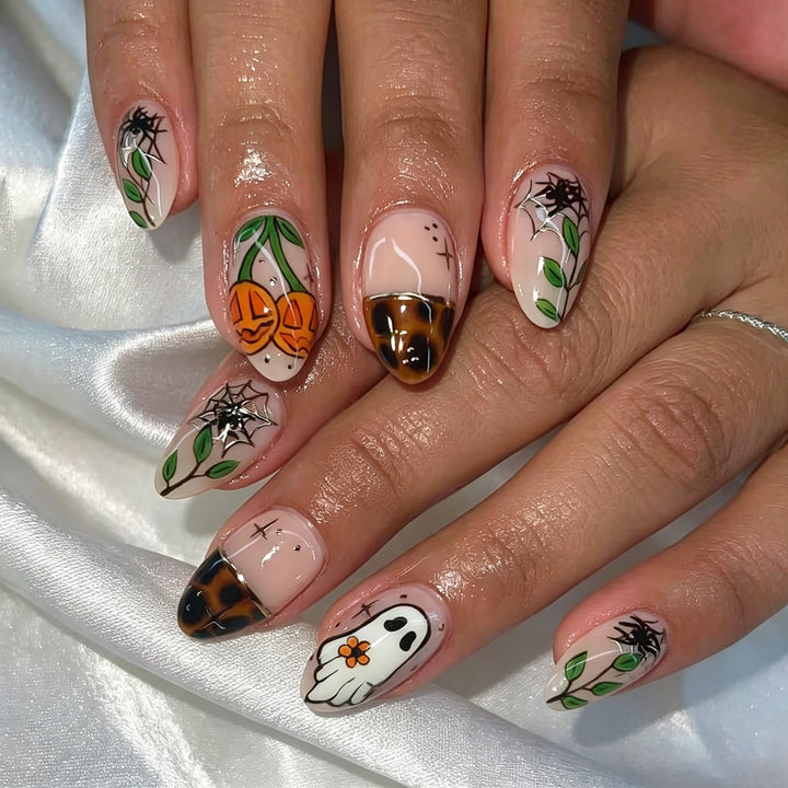 Halloween-Themed Decorative Press-On Nail Art