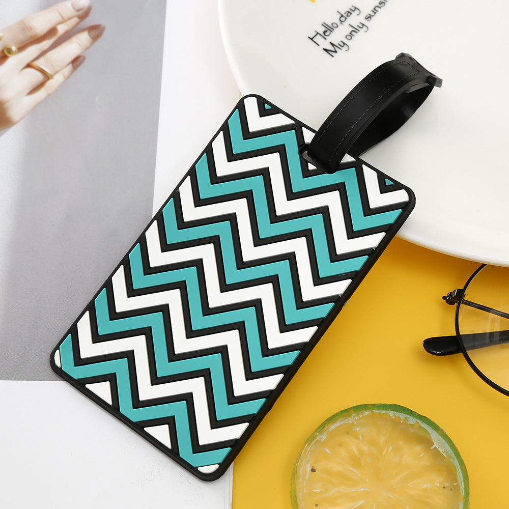 Women's Luggage Tag with Modern Zigzag Pattern Bowlift