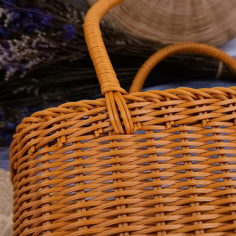 Women timeless rattan shopping basket Stornfield