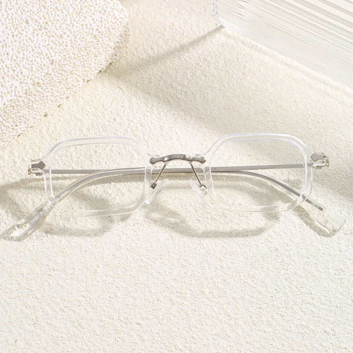 Fashionable Oversized Sunglasses in Modern Design Stornfield