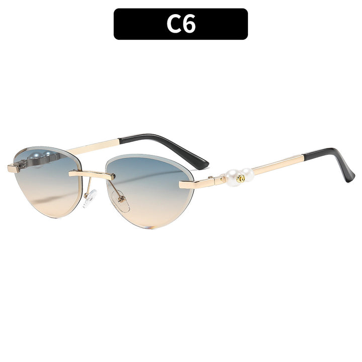 Luxurious Decorative Cat-Eye Sunglasses