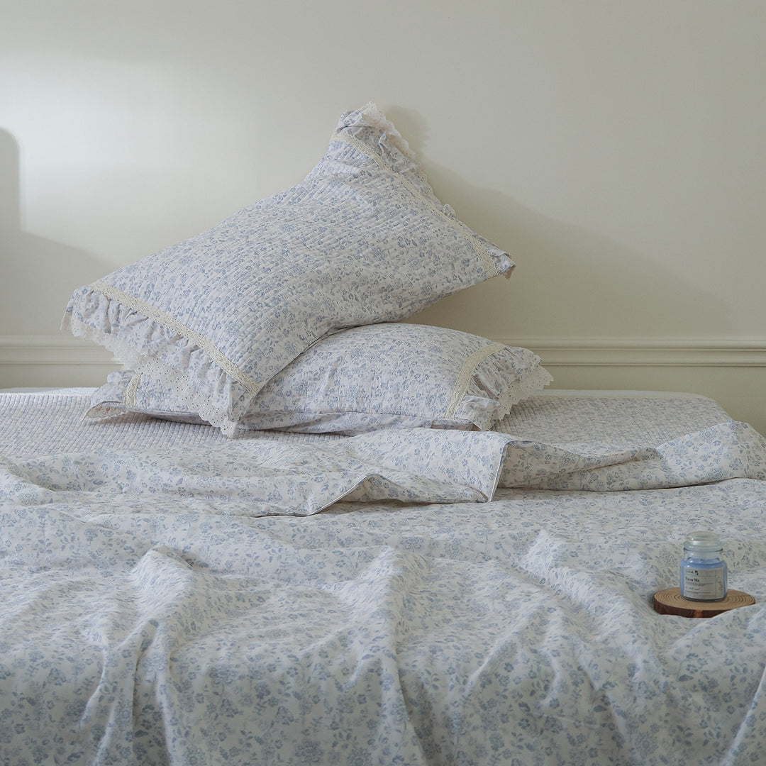 Quilted Floral Cotton Bedspread Set with Eyelet Lace Ruffled Pillowcase