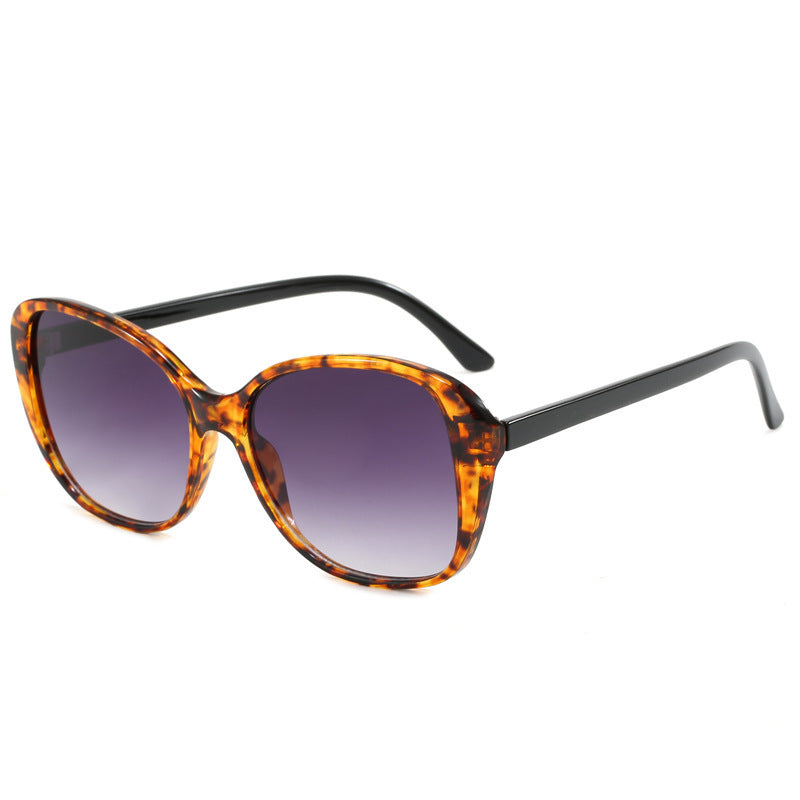 Women Vintage Sunglasses with Unique, Wide Frame Stornfield
