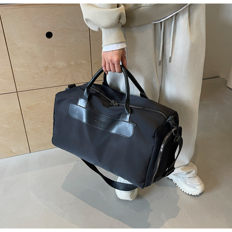 Spacious sports and travel bag Stornfield