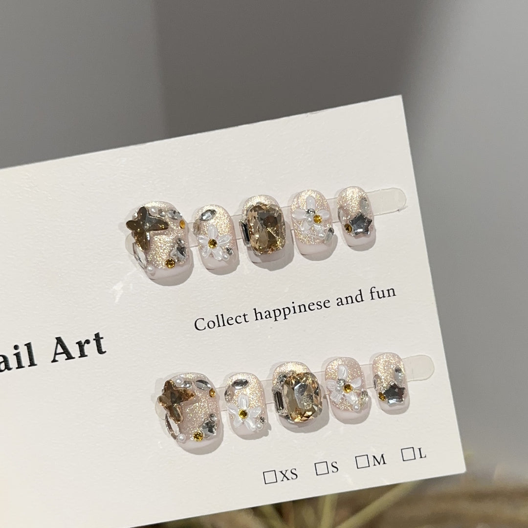 Decorative Floral Press-On Nail Art Set